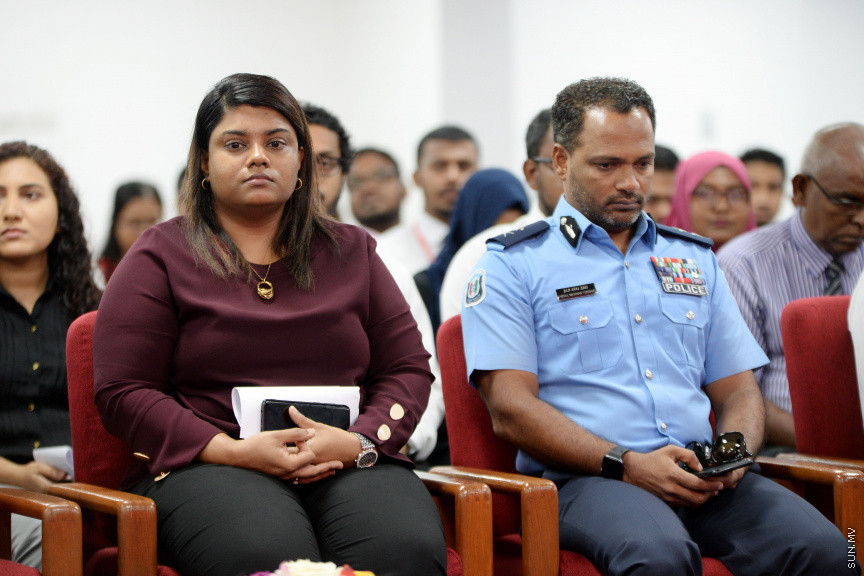 ޖޫން 15، 2019: ދިވެހިރާއްޖޭގައި ބާއްވާ އެންމެ ފުރަތަމަ ޕްރޮސެކިއުޓަރުންގެ މަހާސިންތާ ފެށުމަށް އިސްލާމީ މަރުކަޒުގެ ޖަލްސާ ކުރާ މާލަމުގައި ބޭއްވި ހާއްސަ ރަސްމިއްޔާތުގެ ތެރެއިން -- ސަން ފޮޓޯ/ ފަޔާޒު މޫސާ 