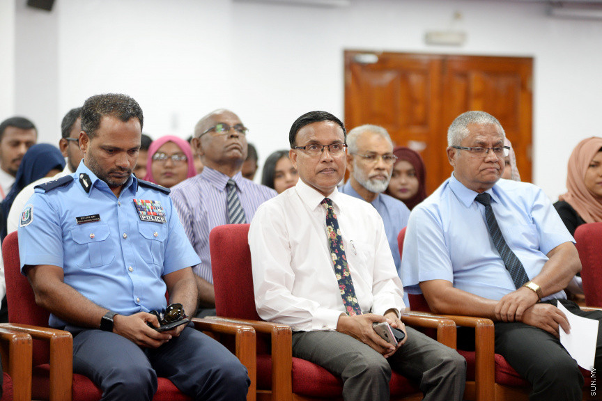 ޖޫން 15، 2019: ދިވެހިރާއްޖޭގައި ބާއްވާ އެންމެ ފުރަތަމަ ޕްރޮސެކިއުޓަރުންގެ މަހާސިންތާ ފެށުމަށް އިސްލާމީ މަރުކަޒުގެ ޖަލްސާ ކުރާ މާލަމުގައި ބޭއްވި ހާއްސަ ރަސްމިއްޔާތުގެ ތެރެއިން -- ސަން ފޮޓޯ/ ފަޔާޒު މޫސާ 