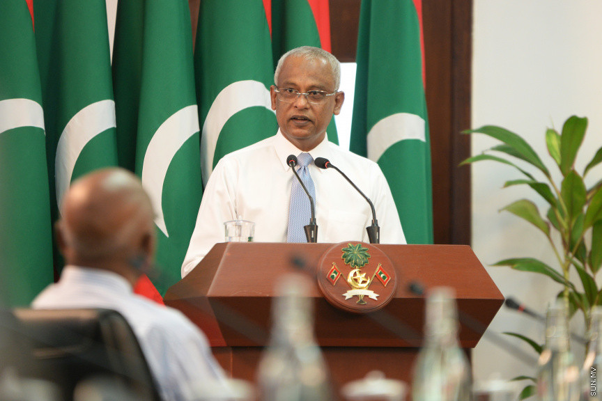 ދިވެހި ސަފީރުންގެ އަހަރީ ބައްދަލުވުން ފެށުމުގެ ރަސްމިއްޔާތުގެ ތެރެއިން -- ސަން ފޮޓޯ/ އަހުމަދު އަވްޝަން އިލްޔާސް