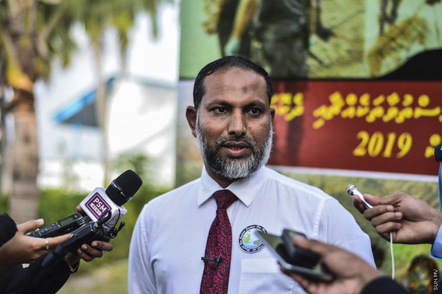 ޖޫން، 26، 2019: 414 މިލިއަން ރުފިޔާގެ މަސްތުވާތަކެތި ނައްތާލުން: 2014 ވަނަ އަހަރުން ފެށިގެން ފުލުހުންގެ 3،165 ތަފާތު އެކި މައްސަލަތަކުގައި އަތުލައިގަތް 420 ކިލޯގެ މަސްތުވާތަކެތި ވަނީ ނައްތާލާފައި --- ސަން ފޮޓޯ/ މުހައްމަދު މުޒައްޔިން ނާޒިމް