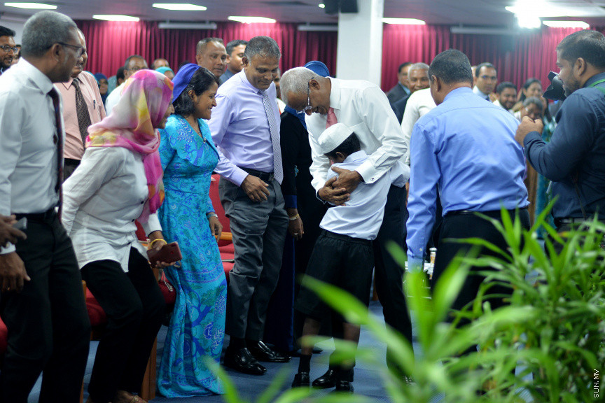 ޖުލައި 8، 2019: ނުކުޅެދުންތެރިކަން ހުންނަމީހުންގެ އަގުވަޒަންކޮށް ދޭ ރިވެލި އެވޯޑް ދިނުމަށް އިސްލާމީ މަރުކަޒު ހޯލްގައި ބޭއްވި ރަސްމިއްޔާތުގެ ތެރެއިން -- ސަން ފޮޓޯ/ ފަޔާޒު މޫސާ