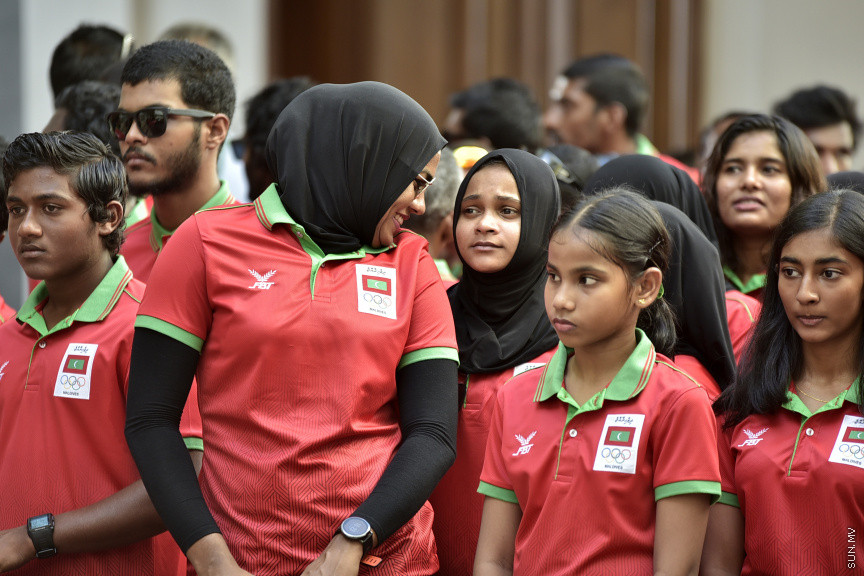 ޖުލައި 14، 2019: 10 ވަނަ އައިއޯއައިޖީ ގޭމްސްއަށް ރާއްޖެއިން ފޮނުވާ ކުޅުންތެރިންނާ ބައްދަލުކުރަން ރައީސް އޮފީހުގައި ބޭއްވި ރަސްމިއްޔާތުގެ ތެރެއިން -- ސަން ފޮޓޯ/ ފަޔާޒު މޫސާ