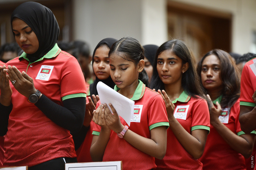 ޖުލައި 14، 2019: 10 ވަނަ އައިއޯއައިޖީ ގޭމްސްއަށް ރާއްޖެއިން ފޮނުވާ ކުޅުންތެރިންނާ ބައްދަލުކުރަން ރައީސް އޮފީހުގައި ބޭއްވި ރަސްމިއްޔާތުގެ ތެރެއިން -- ސަން ފޮޓޯ/ ފަޔާޒު މޫސާ