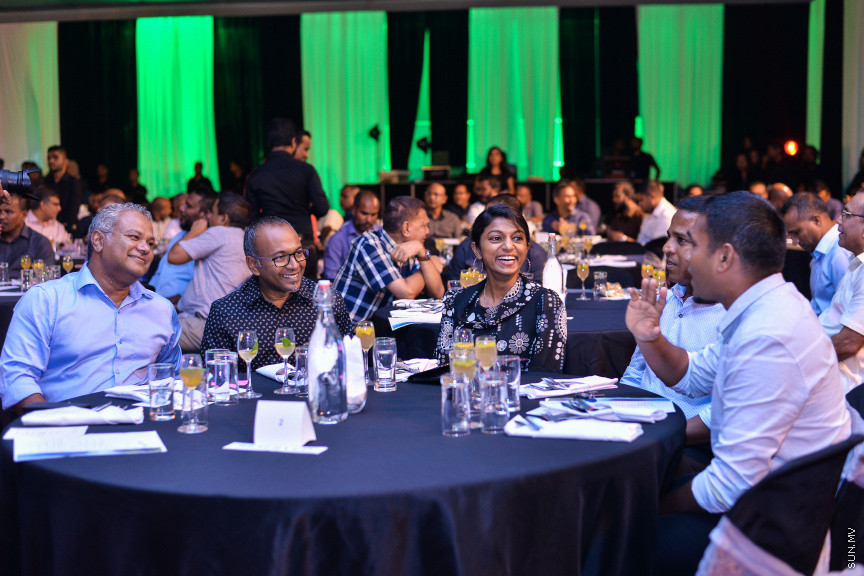 ޖުލައި 29، 2019: ފަތުރުވެރިކަމުގެ ފަސް ވަނަ މާސްޓާޕްލޭން އިފްތިތާހުކުރުމަށް ދަރުބާރުގޭގައި ބޭއްވި ރަސްމިއްޔާތުގެ ތެރެއިން -- ސަން ފޮޓޯ/ ފަޔާޒު މޫސާ