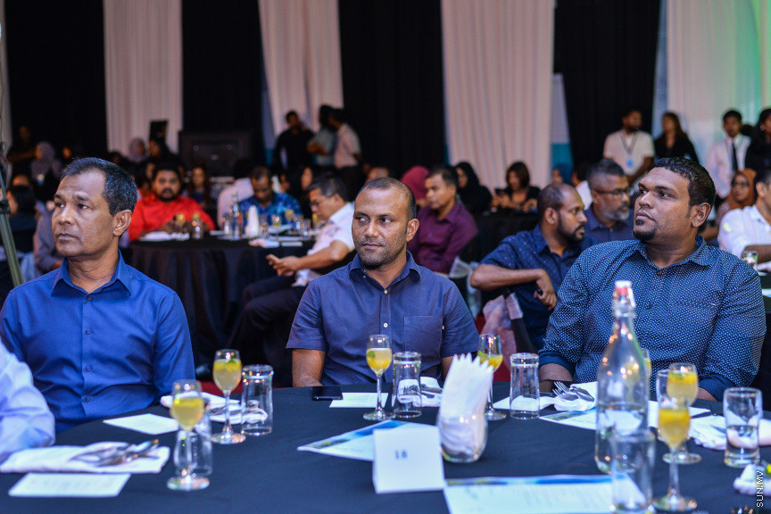 ޖުލައި 29، 2019: ފަތުރުވެރިކަމުގެ ފަސް ވަނަ މާސްޓާޕްލޭން އިފްތިތާހުކުރުމަށް ދަރުބާރުގޭގައި ބޭއްވި ރަސްމިއްޔާތުގެ ތެރެއިން -- ސަން ފޮޓޯ/ ފަޔާޒު މޫސާ