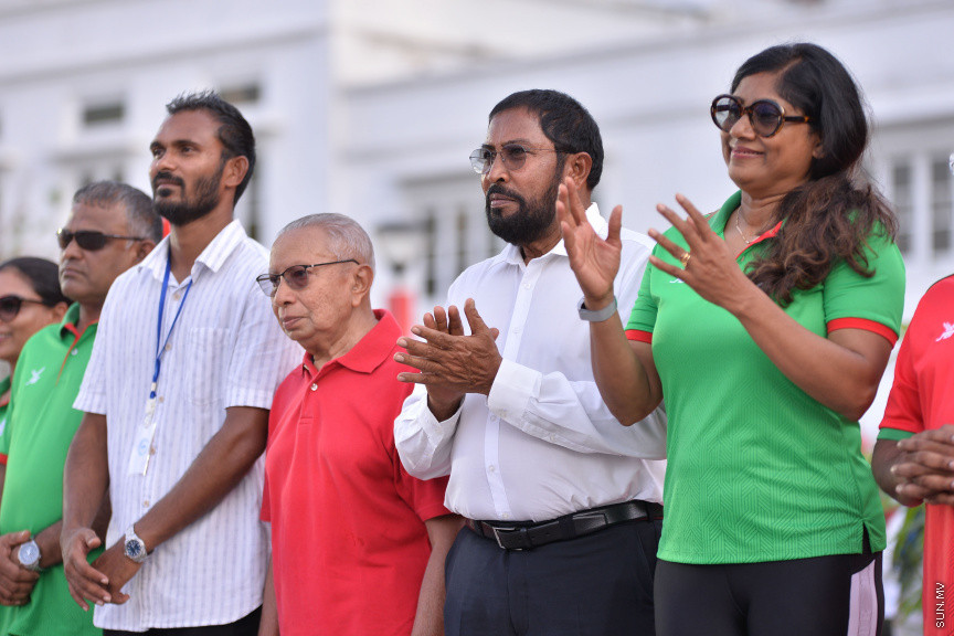 ޖުލައި 29، 2019: މޮރިޝަސްގައި ކުރިއަށް ދިޔަ އިންޑިއަން އޯޝަން އައިލެންޑް ގޭމްސް (އައިއޯއައިޖީ)ގައި ރާއްޖެއަށް ރަން ވަނަތަކެއް ހޯދައިދިން އެތްލީޓުން މާލެ އައުމުން ހޫނު މަރުހަބާއެއް ކިއުން -- ސަން ފޮޓޯ/ ފަޔާޒު މޫސާ