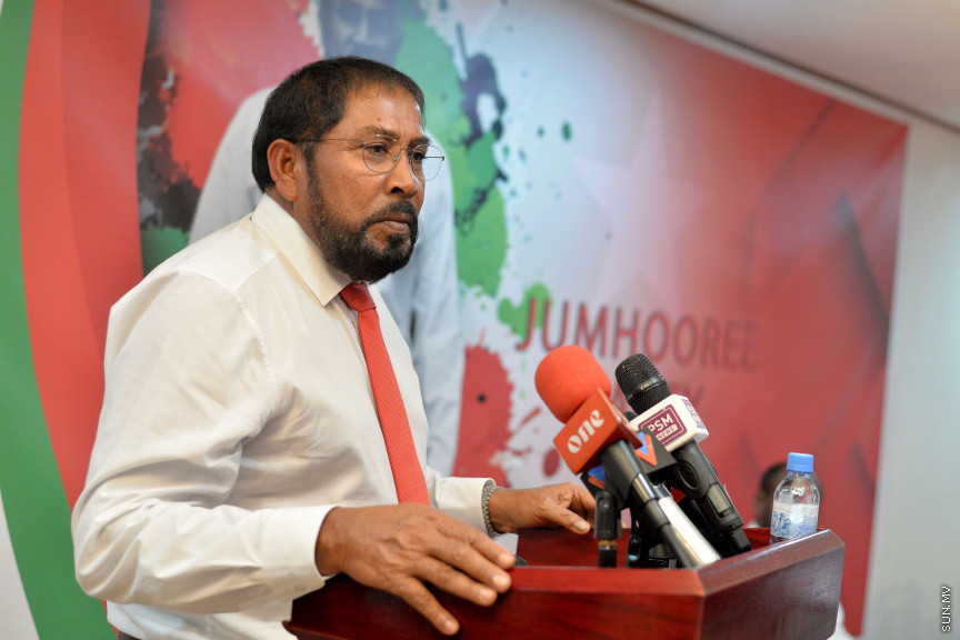އޮގަސްޓް 26، 2019: ޕީޕީއެމް އަދި ޕީއެންސީގެ ކުރީގެ މަޖިލިސް މެމްބަރުނާއި، ޔާމީން ސަރުކާރުގެ މިނިސްޓަރުން ޖުމްހޫރީ ޕާޓީއާއި ގުޅުން -- ސަން ފޮޓޯ/ ފަޔާޒު މޫސާ