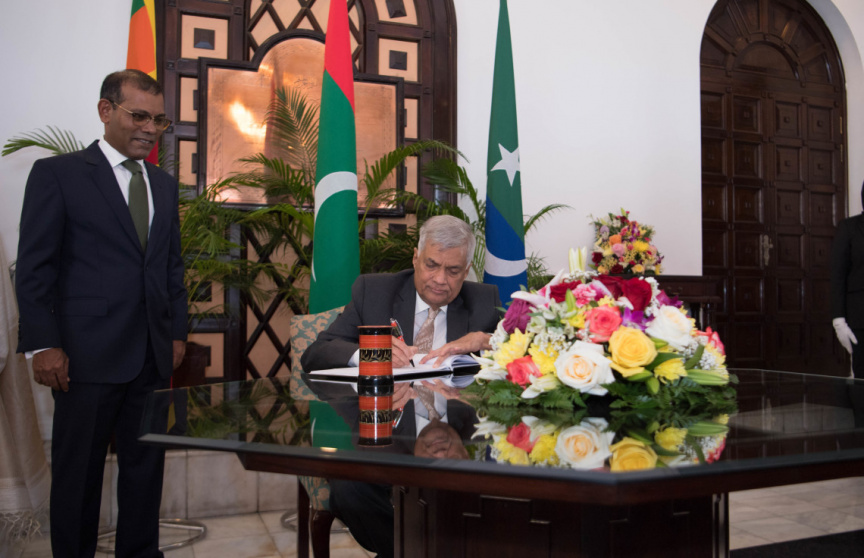 ސެޕްޓެމްބަރ 3، 2019: ސްރީލަންކާގެ ބޮޑުވަޒީރު ރަނިލް ވިކްރަމަސިންގހާ ރައްޔިތުންގެ މަޖިލީހުގައި ތަޤްރީރުކުރެއްވުން -- ފޮޓޯ/ މަޖިލިސް