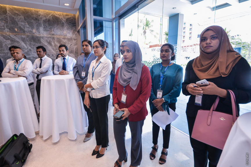 ސެޕްޓެމްބަރ 4، 2019: ދަރުމަވަންތަ ކޮމްޕްލެކްސްގައި އެސްޓީއޯއިން އަލަށް ހުޅުވި ބޭސްފިހާރަ ހުޅުވުމަށް ބޭއްވި ރަސްމިއްޔާތުގެ ތެރެއިން -- ސަން ފޮޓޯ/ ފަޔާޒު މޫސާ