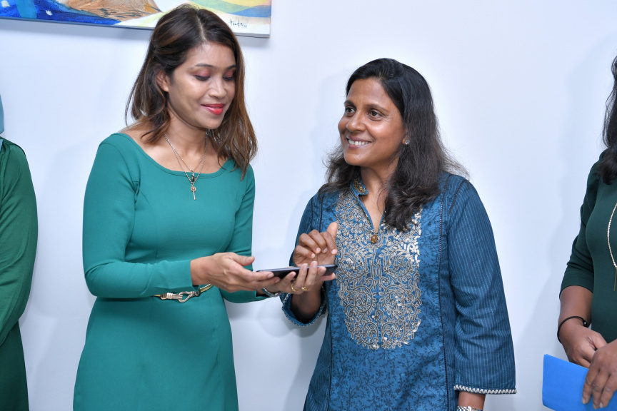 ރައީސުލްޖުމްހޫރިއްޔާގެ އަނބިކަނބަލުން "ތިބާ ސައިކޮލޮޖީ ކުލިނިކު ރަސްމީގޮތުން ހުޅުވައިދެއްވުން -- ފޮޓޯ: ރައީސް އޮފީސް