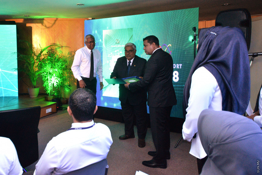 މިޔަދު ކުރިޔަތް ގެންދިޔަ ސްޓެލްކޯގެ ދެވަނަ އަހަރީ އާންމު ޖަލްސާ ގެ ތެރެއިން -- ސަން ފޮޓޯ/ އަހުމަދު އަވްޝަން އިލްޔާސް 