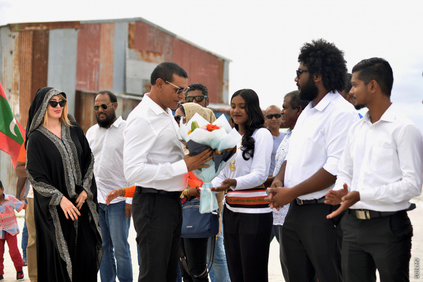 &lrm;ސަން ސިޔާމް ކެއާގެ ޗެއާމަން އަދި ރައްޔިތުން މަޖިލީހުގެ މީދޫ ދާއިރާގެ މެމްބަރު އަހުމަދު ސިޔާމް މުހައްމަދު ދ. މީދޫގައި އަޅުއްވައިދެއްވި ޓާފް ދަނޑު ކުލަގަދަ ރަސްމިއްޔާތަކާއެކު ހުޅުވުން -- ސަން ފޮޓޯ/ އަހުމަދު އަވްޝަން އިލްޔާސް