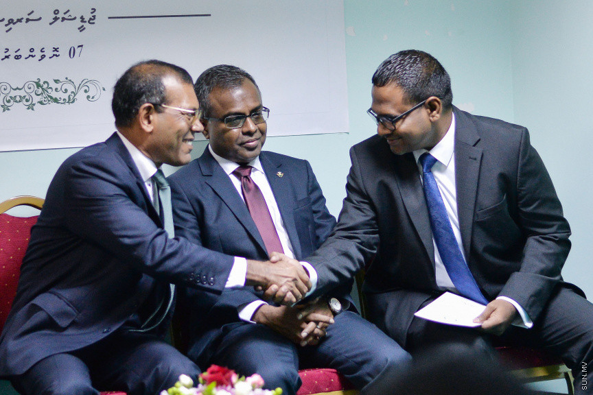 ނޮވެމްބަރ 7، 2019: ހައިކޯޓުގެ އަލަށް އައްޔަން ކުރެއްވި ދެ ފަނޑިޔާރުން ހުވާ ކުރުމަށް ޖޭއެސްސީގައި ބޭއްވި ރަސްމިއްޔާތުގެ ތެރެއިން -- ސަން ފޮޓޯ/ ފަޔާޒު މޫސާ