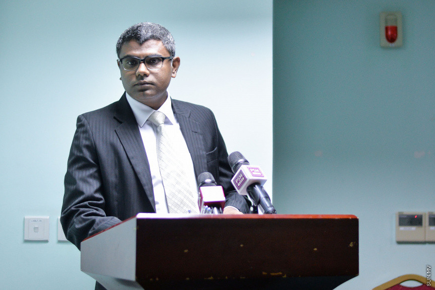 ނޮވެމްބަރ 7، 2019: ހައިކޯޓުގެ އަލަށް އައްޔަން ކުރެއްވި ދެ ފަނޑިޔާރުން ހުވާ ކުރުމަށް ޖޭއެސްސީގައި ބޭއްވި ރަސްމިއްޔާތުގެ ތެރެއިން -- ސަން ފޮޓޯ/ ފަޔާޒު މޫސާ