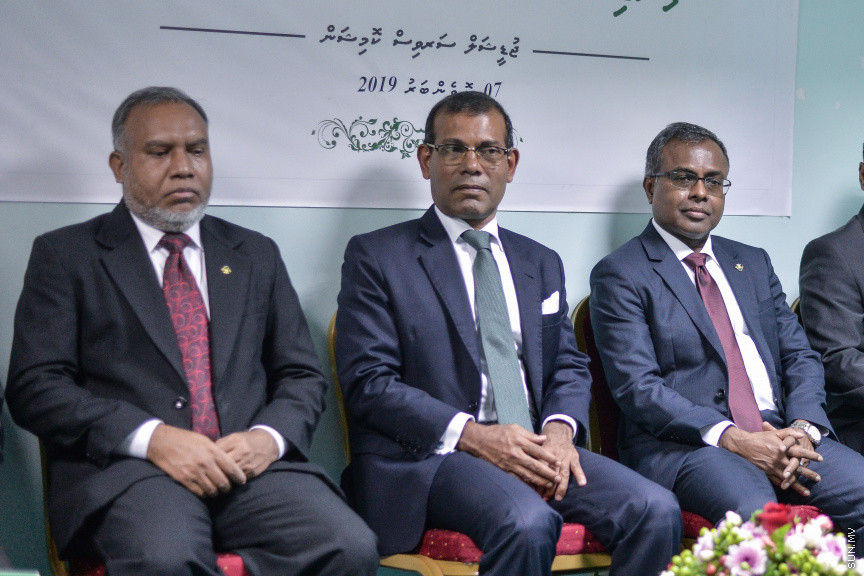 ނޮވެމްބަރ 7، 2019: ހައިކޯޓުގެ އަލަށް އައްޔަން ކުރެއްވި ދެ ފަނޑިޔާރުން ހުވާ ކުރުމަށް ޖޭއެސްސީގައި ބޭއްވި ރަސްމިއްޔާތުގެ ތެރެއިން -- ސަން ފޮޓޯ/ ފަޔާޒު މޫސާ