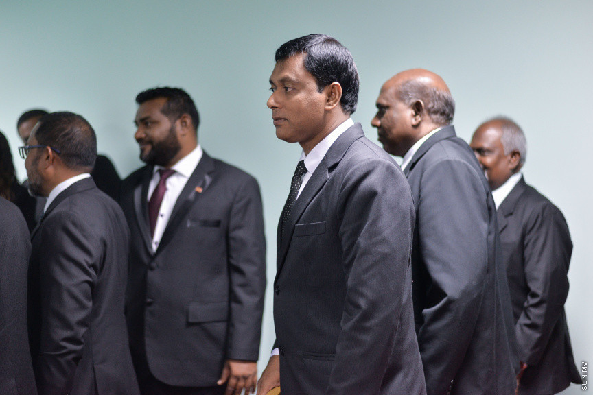 ނޮވެމްބަރ 7، 2019: ހައިކޯޓުގެ އަލަށް އައްޔަން ކުރެއްވި ދެ ފަނޑިޔާރުން ހުވާ ކުރުމަށް ޖޭއެސްސީގައި ބޭއްވި ރަސްމިއްޔާތުގެ ތެރެއިން -- ސަން ފޮޓޯ/ ފަޔާޒު މޫސާ