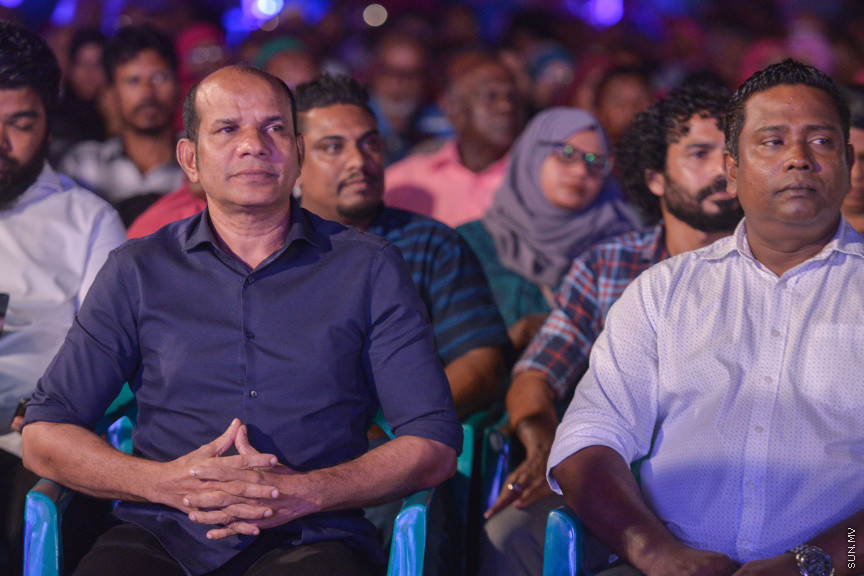 ނޮވެމްބަރ 22، 2019: "ހިބަރު ވަދު" ގެނަމުގައި އިދިކޮޅު ޕީޕީއެމް/ޕީއެންސީން ކާނިވާ ސަރަހައްދުގައި ބޭއްވި ޖަލްސާގެ ތެރެއިން -- ސަން ފޮޓޯ/ ފަޔާޒު މޫސާ
