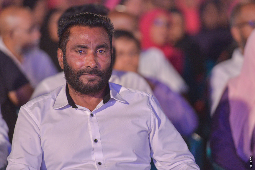ނޮވެމްބަރ 22، 2019: "ހިބަރު ވަދު" ގެނަމުގައި އިދިކޮޅު ޕީޕީއެމް/ޕީއެންސީން ކާނިވާ ސަރަހައްދުގައި ބޭއްވި ޖަލްސާގެ ތެރެއިން -- ސަން ފޮޓޯ/ ފަޔާޒު މޫސާ
