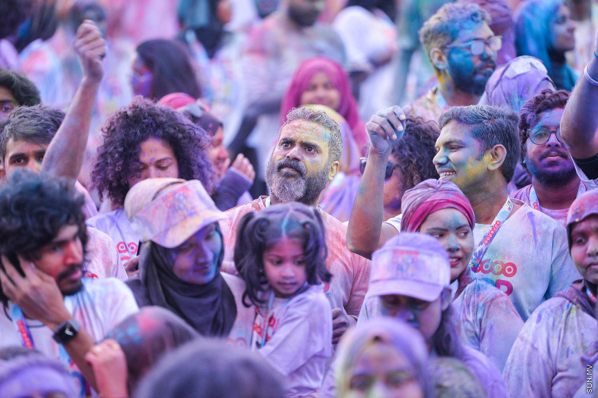 ނޮވެމްބަރ 30، 2019: ރާއްޖޭގެ އެންމެ ކުލަގަދަ ދުވުން، އުރީދޫ ކަލާރަން 2019ގެ ތެރެއިން: އެކި އުމުރުފުރާތަކުން 5،000 އަށްވުރެ ގިނަ ދުވުންތެރިން ވަނީ ބައިވެރިވެފައި -- ސަން ފޮޓޯ: އަހްމަދު އަވްޝަން އިލްޔާސް