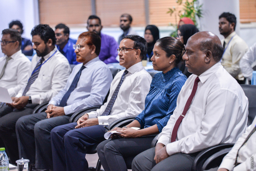 ޑިސެމްބަރ 4، 2019: ކޯޓު އޮފިސަރުންނަށް ބޭއްވި ތަމްރީން ޕްރޮގްރާމް ނިމުން ފާހަގަކުރުމަށް ބޭއްވި ހަފްލާގެ ތެރެއިން -- ސަން ފޮޓޯ/ ފަޔާޒު މޫސާ