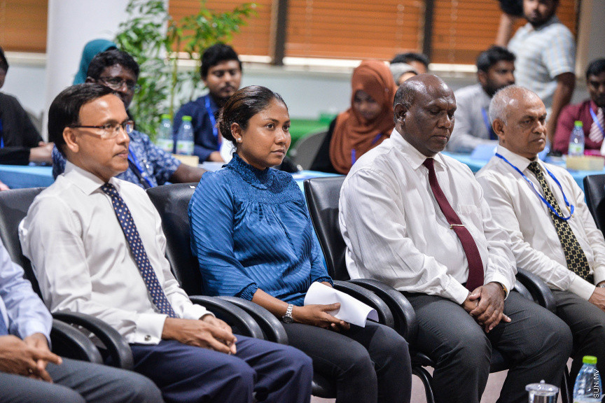 ޑިސެމްބަރ 4، 2019: ކޯޓު އޮފިޝަރުންނަށް ބޭއްވި ތަމްރީން ޕްރޮގްރާމް ނިމުން ފާހަގަކުރުމަށް ބޭއްވި ހަފްލާގެ ތެރެއިން -- ސަން ފޮޓޯ/ ފަޔާޒު މޫސާ