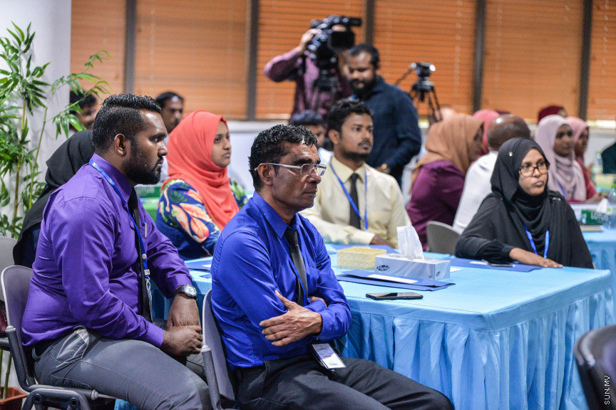 ޑިސެމްބަރ 4، 2019: ކޯޓު އޮފިޝަރުންނަށް ބޭއްވި ތަމްރީން ޕްރޮގްރާމް ނިމުން ފާހަގަކުރުމަށް ބޭއްވި ހަފްލާގެ ތެރެއިން -- ސަން ފޮޓޯ/ ފަޔާޒު މޫސާ