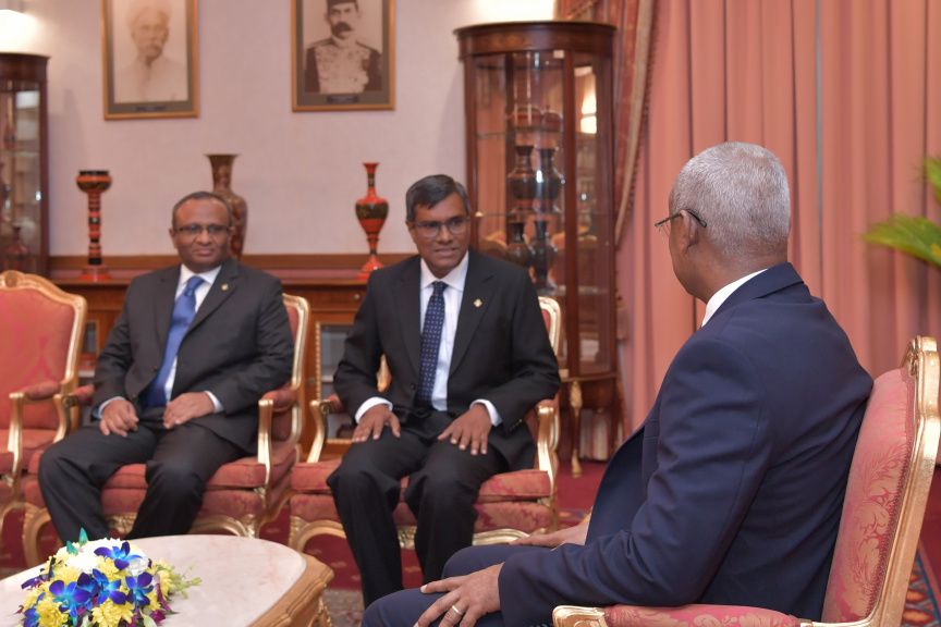 ސުޕްރީމްކޯޓަށް އުއްތަމަފަނޑިޔާރާއި ފަނޑިޔާރަކު ހަމަޖެއްސެވުން -- ފޮޓޯ/ ރައީސް އޮފީސް