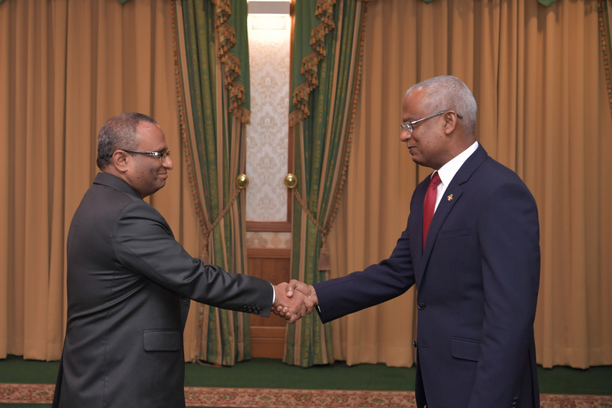 ސުޕްރީމްކޯޓުގެ ފަނޑިޔާރުކަމަށް ސ. މީދޫ ހަސަންކާރިގޭ ހުސްނުއްސުއޫދު އައްޔަނުކުރެއްވުން -- ފޮޓޯ/ ރައީސް އޮފީސް