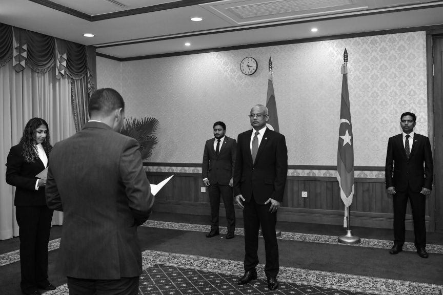 ޕްރޮސެކިއުޓަރ ޖެނެރަލްގެ މަގާމަށް ހ. ހިޔާކަން ހުސައިން ޝަމީމް އައްޔަނުކުރެއްވުން -- ފޮޓޯ/ ރައީސް އޮފީސް