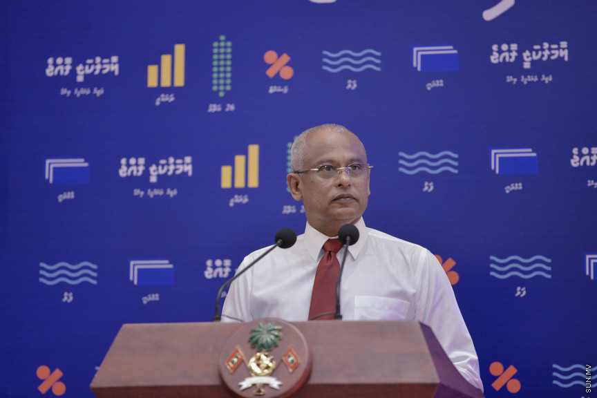 ޑިސެމްބަރު 15، 2019: ކުރޮސްރޯޑުގައި ބޭއްވި "ވިއަވަތި ރާއްޖެ" ކައުންސިލަރުންގެ ކޮންފަރެންސްގެ ތެރެއިން: ރައީސް ސޯލިހް ވާހަކަ ދައްކަވަނީ ---- ސަން ފޮޓޯ/ މުޒައްޔިން ނާޒިމް