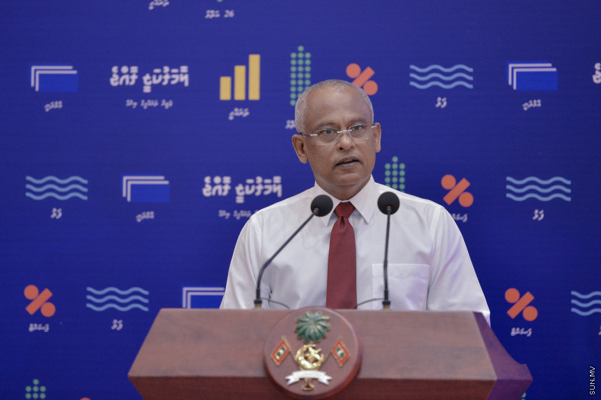 ޑިސެމްބަރު 15، 2019: ކުރޮސްރޯޑުގައި ބޭއްވި "ވިއަވަތި ރާއްޖެ" ކައުންސިލަރުންގެ ކޮންފަރެންސްގެ ތެރެއިން: ރައީސް ސޯލިހް ވާހަކަ ދައްކަވަނީ ---- ސަން ފޮޓޯ/ މުޒައްޔިން ނާޒިމް