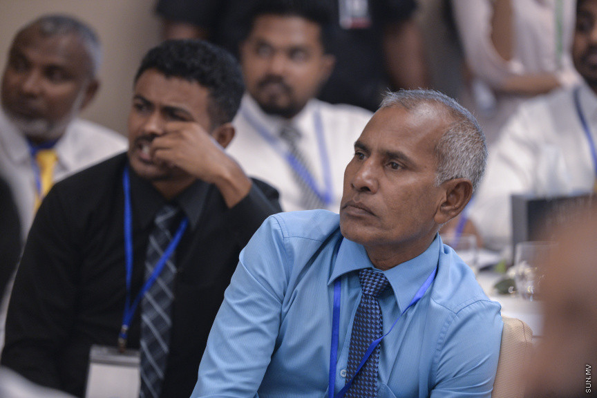 ޑިސެމްބަރު 15، 2019: ކުރޮސްރޯޑުގައި ބޭއްވި "ވިއަވަތި ރާއްޖެ" ކައުންސިލަރުންގެ ކޮންފަރެންސްގެ ތެރެއިން: މި ކޮންފަރެންސްގައި 200 އަށް ވުރެ ގިނަ ކައުންސިލަރުން ބައިވެރިވެފައިވޭ-- ސަން ފޮޓޯ/ މުޒައްޔިން ނާޒިމް