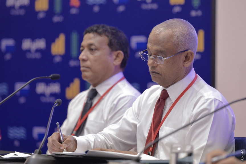 ޑިސެމްބަރު 15، 2019: ކުރޮސްރޯޑުގައި ބޭއްވި "ވިއަވަތި ރާއްޖެ" ކައުންސިލަރުންގެ ކޮންފަރެންސްގެ ތެރެއިން: މި ކޮންފެަރެންސްއަކީ، ރައީސް ސޯލިހްގެ ދައުވަތަކަށް ހުރިހާ ރަށެއް ތަމްސީލުވާ ގޮތަށް ބޭއްވި ކޮންފަރެންސެއް --- ސަން ފޮޓޯ/ މުޒައްޔިން ނާޒިމް