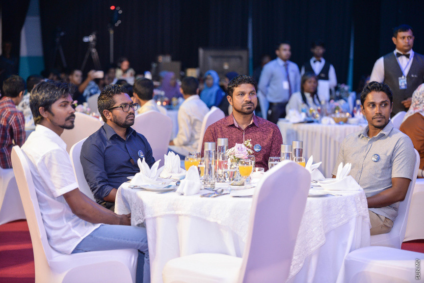ޖެނުއަރީ 8، 2020: "ރަން އަހަރު 2019" ގެ ނަމުގައި ޔޫތު މިނިސްޓްރީ އިން ދަރުބާރުގޭގައި ބޭއްވި ޖަލްސާގެ ތެރެއިން -- ސަން ފޮޓޯ/ ފަޔާޒު މޫސާ