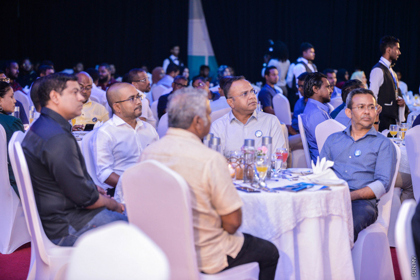 ޖެނުއަރީ 8، 2020: "ރަން އަހަރު 2019" ގެ ނަމުގައި ޔޫތު މިނިސްޓްރީ އިން ދަރުބާރުގޭގައި ބޭއްވި ޖަލްސާގެ ތެރެއިން -- ސަން ފޮޓޯ/ ފަޔާޒު މޫސާ