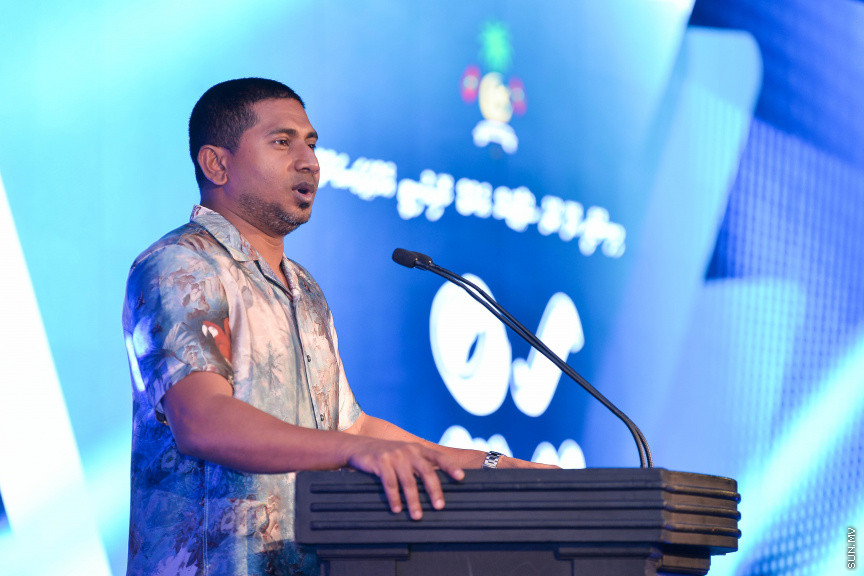 ޖެނުއަރީ 8، 2020: "ރަން އަހަރު 2019" ގެ ނަމުގައި ޔޫތު މިނިސްޓްރީ އިން ދަރުބާރުގޭގައި ބޭއްވި ޖަލްސާގެ ތެރެއިން -- ސަން ފޮޓޯ/ ފަޔާޒު މޫސާ