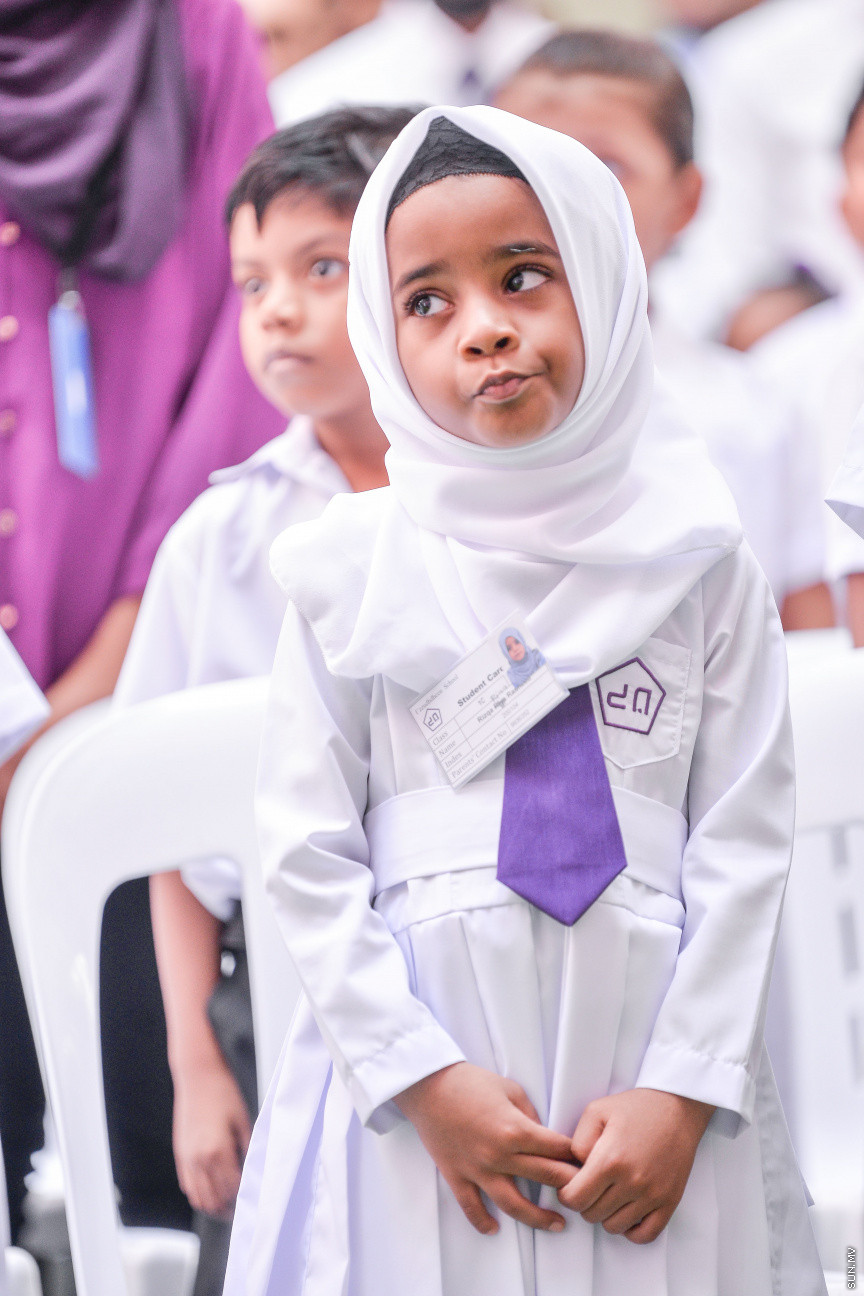 ޖެނުއަރީ 12، 2020: އިއްޒުއްދީން ސްކޫލް ހުޅުވުން: ސްކޫލްގައި ބޭއްވި ހާއްސަ އެސެމްބްލީގައި އެ ސްކޫލް ހުޅުވައިދެއްވީ ރައީސް އިބްރާހިމް މުހައްމަދު ސޯލިހް -- ސަން ފޮޓޯ/ ފަޔާޒު މޫސާ