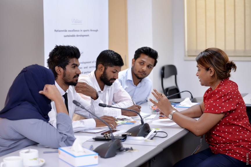 ޖެނުއަރީ 28، 2020: މޯލްޑިވްސް ސްޕޯޓްސް ކޯޕަރޭޝަނުން އިސްނަގައިގެން ސްޓެލްކޯ ހޯލްގައި ކުރިއަށް ދާ މާކެޓިންގް އާއި ސްޕޮންސާޝިޕްގެ ހާއްސަ ވޯކްޝޮޕްގެ ތެރެއިން -- ސަން ފޮޓޯ/ ފަޔާޒު މޫސާ