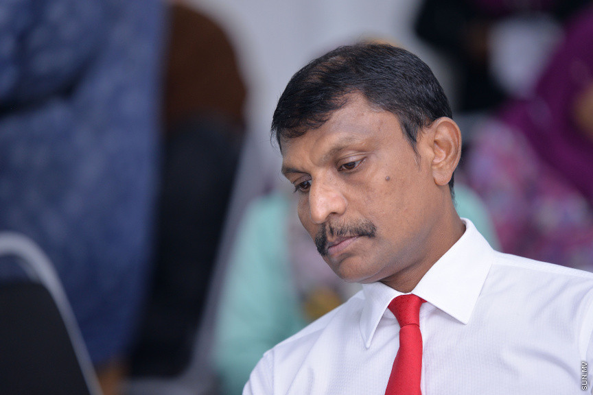 ފެބްރުއަރީ 4، 2020: ކައުންސިލް އިންތިޚާބާއި އަންހެނުންގެ ތަރައްގީ އަށް މަސައްކަތްކުރާ ކޮމިޓީގެ އިންތިޚާބު އިއުލާންކުރަން އިލެކްޝަން ކޮމިޝަންގައި ބޭއްވި ރަސްމިއްޔާތުގެ ތެރެއިން: މި ރަސްމިއްޔާތުގައި މަޖިލިސް ރައީސް އަދި، ސިޔާސީ ޕާޓީތަކުގެ އިސްވެރިންނާއި، މަޖިލިސް މެމްބަރުން ބައިވެރި ވެޑައިގެންނެވި -- ސަން ފޮޓޯ/ ފަޔާޒު މޫސާ