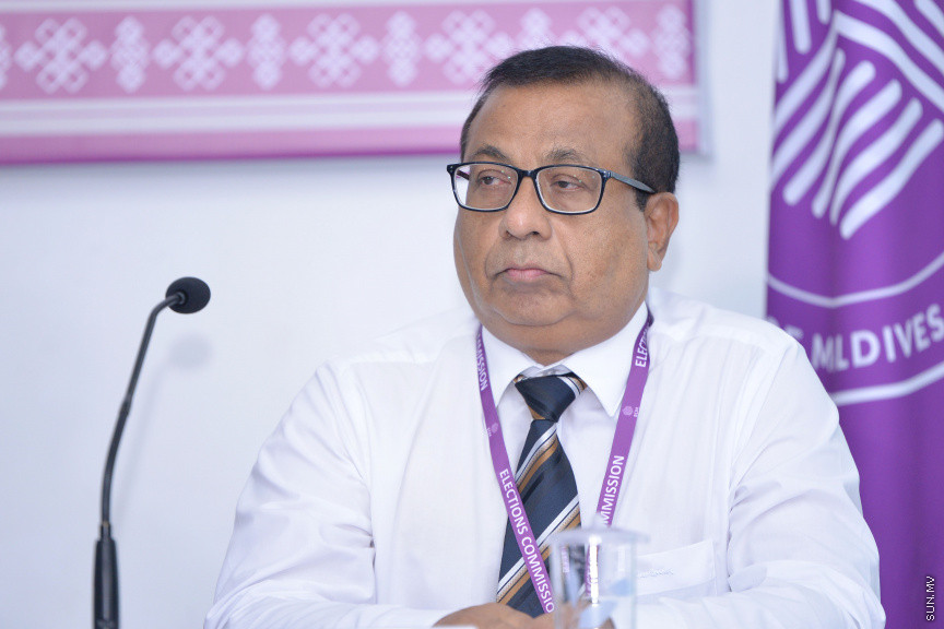 ފެބްރުއަރީ 4، 2020: ކައުންސިލް އިންތިޚާބާއި އަންހެނުންގެ ތަރައްގީ އަށް މަސައްކަތްކުރާ ކޮމިޓީގެ އިންތިޚާބު އިއުލާންކުރަން އިލެކްޝަން ކޮމިޝަންގައި ބޭއްވި ރަސްމިއްޔާތުގެ ތެރެއިން: މި ރަސްމިއްޔާތުގައި މަޖިލިސް ރައީސް އަދި، ސިޔާސީ ޕާޓީތަކުގެ އިސްވެރިންނާއި، މަޖިލިސް މެމްބަރުން ބައިވެރި ވެޑައިގެންނެވި -- ސަން ފޮޓޯ/ ފަޔާޒު މޫސާ