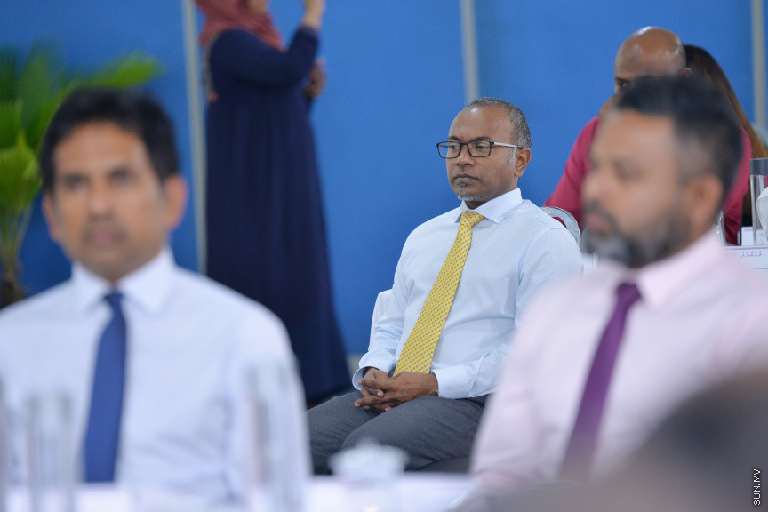 ފެބްރުއަރީ 4، 2020: ކައުންސިލް އިންތިޚާބާއި އަންހެނުންގެ ތަރައްގީ އަށް މަސައްކަތްކުރާ ކޮމިޓީގެ އިންތިޚާބު އިއުލާންކުރަން އިލެކްޝަން ކޮމިޝަންގައި ބޭއްވި ރަސްމިއްޔާތުގެ ތެރެއިން: މި ރަސްމިއްޔާތުގައި މަޖިލިސް ރައީސް އަދި، ސިޔާސީ ޕާޓީތަކުގެ އިސްވެރިންނާއި، މަޖިލިސް މެމްބަރުން ބައިވެރި ވެޑައިގެންނެވި -- ސަން ފޮޓޯ/ ފަޔާޒު މޫސާ