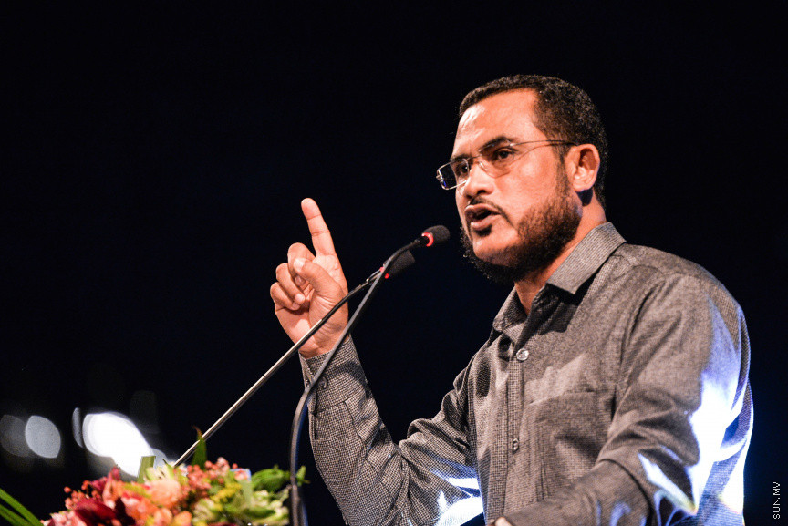 ފެބްރުއަރީ 14، 2020: އަދާލަތު ޕާޓީގެ ފަރާތުން ބާއްވަމުން އަންނަ ސިލްސިލާ ދަރުސްތަކުގެ ތެރެއިން "އިސްރާއާއި މުޢުރާޖު" ނަމުގައި ޝޭހް އިލްޔާސް ކާނިވަލުގައި ދެއްވި ދަރުސްގެ ތެރެއިން -- ސަން ފޮޓޯ/ ފަޔާޒު މޫސާ