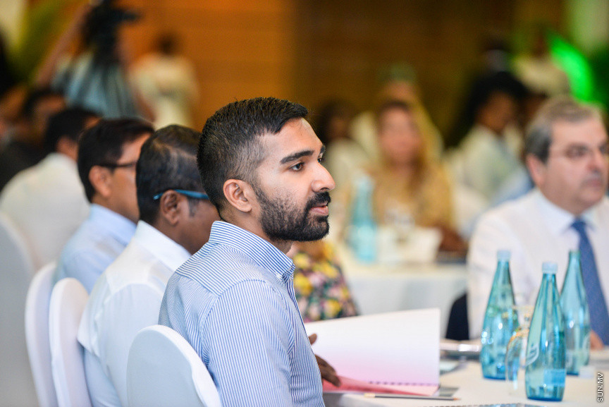 ފެބްރުއަރީ 23، 2020: ކުރުނބާ މޯލްޑިވްސްގައި ބޭއްވި މޯލްޑިވްސް އެސޯސިއޭޝަން އޮފް ޓޫރިޒަމް އިންޑަސްޓްރީ(މަޓީ)ގެ 30ވަނަ އަހަރީ އާންމު ޖަލްސާގެ ތެރެއިން -- ސަން ފޮޓޯ/ ފަޔާޒު މޫސާ