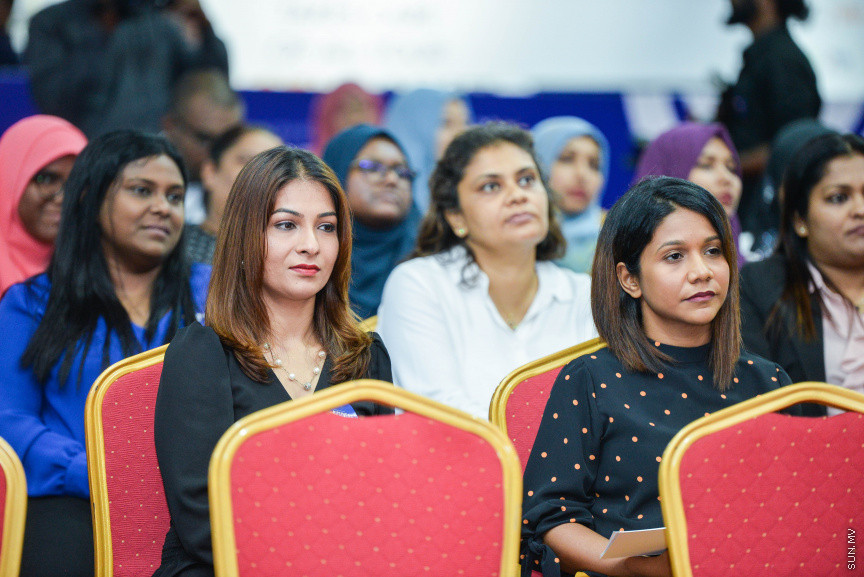ފެބްރުއަރީ 23، 2020: ރާއްޖޭގެ ވިޔަފާރީގެ ހުރިހާ ދާއިރާތަކެއްގައި ހަރަކާތްތެރިވާ ފަރާތްތަކަށް އަމާޒުކޮށްގެން ބާއްވާ ކޯޕަރޭޓް މޯލްޑިވްސް ބިޒްނަސް އެކްސްޕޯ 2020ގެ ތެރެއިން -- ސަން ފޮޓޯ/ ފަޔާޒު މޫސާ