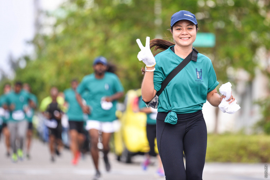 ފެބްރުއަރީ 28، 2020: ގިނަ އަދަދެއްގެ ބައިވެރިންނާއިއެކު ހުޅުމާލޭގައި ބޭއްވި ޒީރޯ ޕްލާސްޓިކް ރަންގެ ތެރެއިން -- ސަން ފޮޓޯ/ ފަޔާޒު މޫސާ