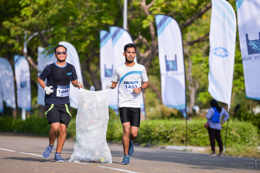 ފެބްރުއަރީ 28، 2020: ގިނަ އަދަދެއްގެ ބައިވެރިންނާއިއެކު ހުޅުމާލޭގައި ބޭއްވި ޒީރޯ ޕްލާސްޓިކް ރަންގެ ތެރެއިން -- ސަން ފޮޓޯ/ ފަޔާޒު މޫސާ