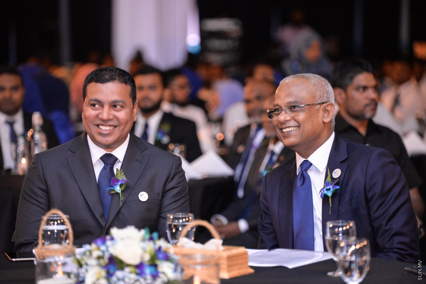 މާޗް 4، 2020: ސްޓެލްކޯއިން ކަރަންޓުގެ ހިދުމަތަށް ދޭން ފެށިތާ 70 އަހަރު ފުރުން ފާހަގަ ކުރުމަށް ދަރުބާރުގޭގައި ބޭއްވި ޖަލްސާގެ ތެރެއިން -- ސަން ފޮޓޯ/ ފަޔާޒު މޫސާ