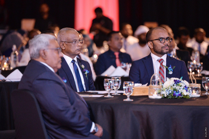 މާޗް 4، 2020: ސްޓެލްކޯއިން ކަރަންޓުގެ ހިދުމަތަށް ދޭން ފެށިތާ 70 އަހަރު ފުރުން ފާހަގަ ކުރުމަށް ދަރުބާރުގޭގައި ބޭއްވި ޖަލްސާގެ ތެރެއިން -- ސަން ފޮޓޯ/ ފަޔާޒު މޫސާ