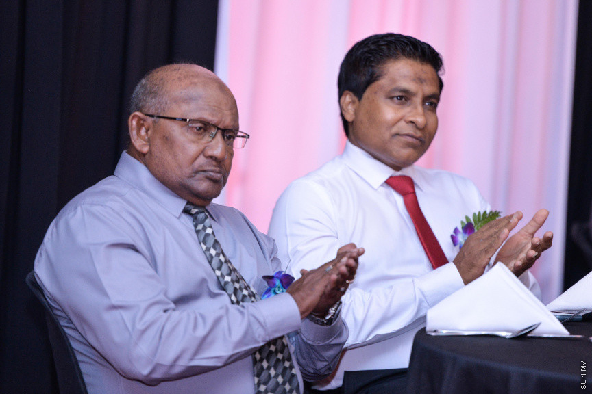 މާޗް 4، 2020: ސްޓެލްކޯއިން ކަރަންޓުގެ ހިދުމަތަށް ދޭން ފެށިތާ 70 އަހަރު ފުރުން ފާހަގަ ކުރުމަށް ދަރުބާރުގޭގައި ބޭއްވި ޖަލްސާގެ ތެރެއިން -- ސަން ފޮޓޯ/ ފަޔާޒު މޫސާ