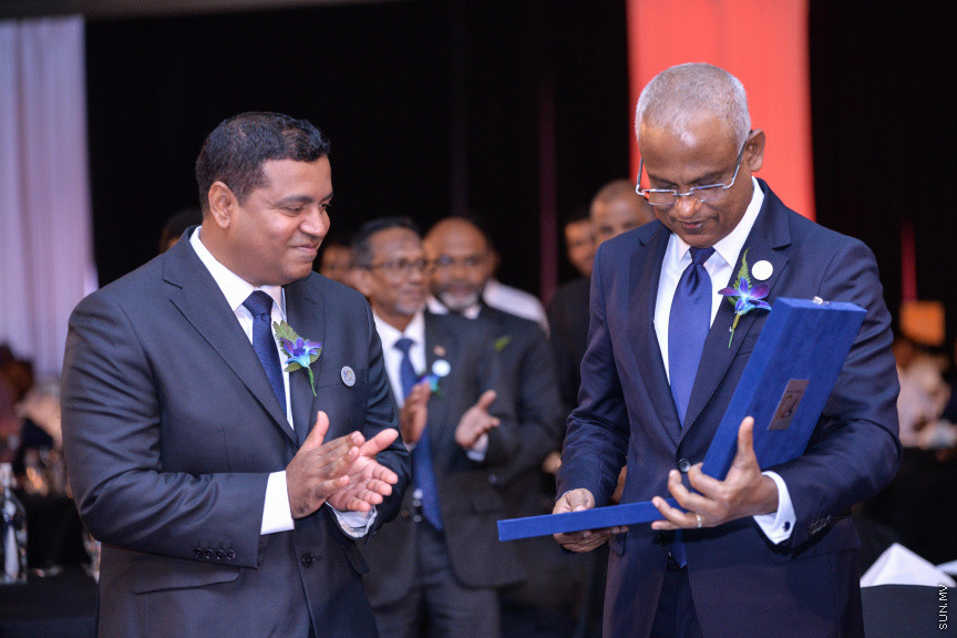 މާޗް 4، 2020: ސްޓެލްކޯއިން ކަރަންޓުގެ ހިދުމަތަށް ދޭން ފެށިތާ 70 އަހަރު ފުރުން ފާހަގަ ކުރުމަށް ދަރުބާރުގޭގައި ބޭއްވި ޖަލްސާގެ ތެރެއިން -- ސަން ފޮޓޯ/ ފަޔާޒު މޫސާ